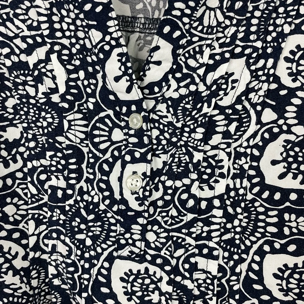 Old navy button down sleeveless dress - Picture 2 of 6
